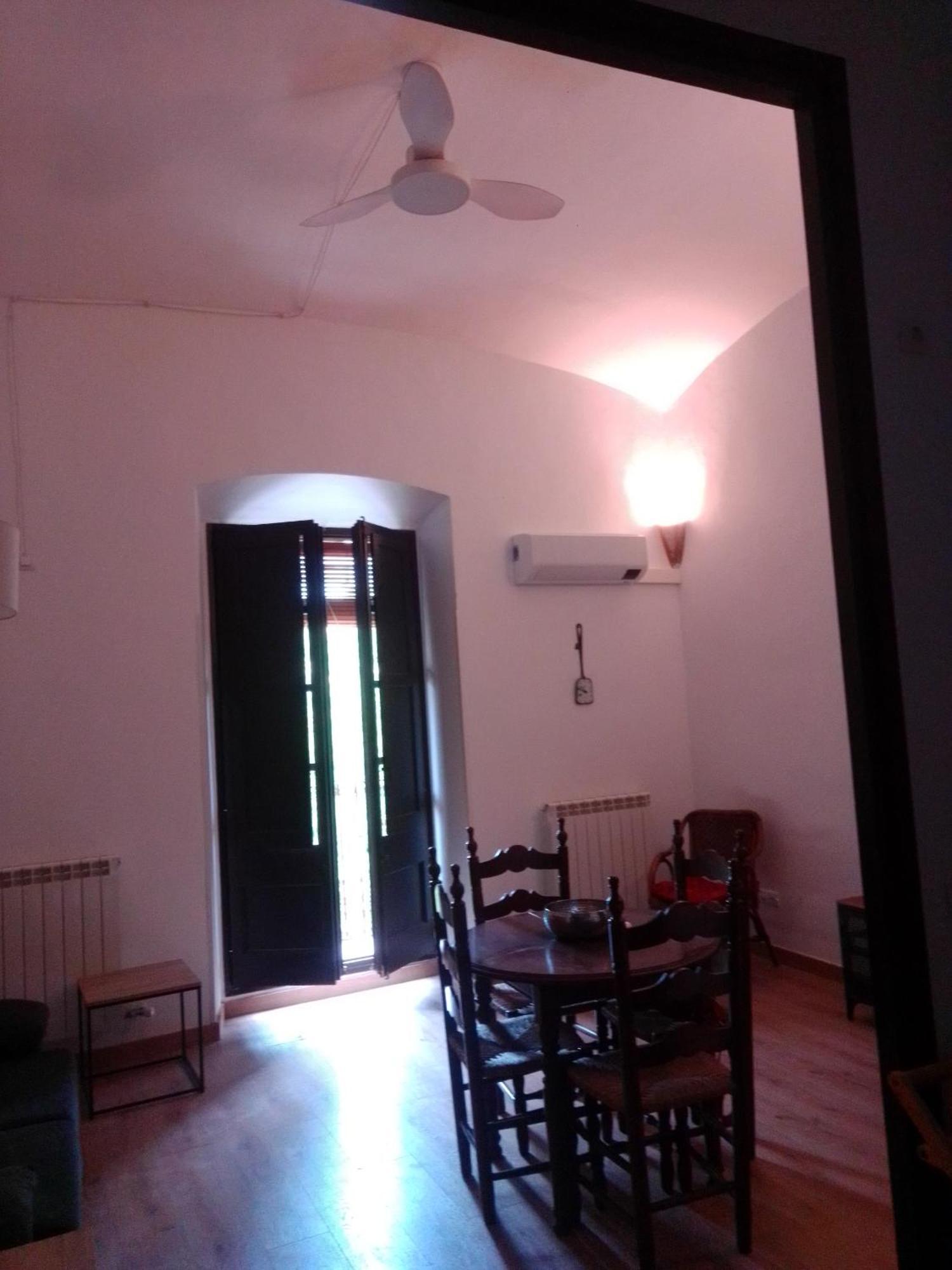 Plaça Major 17 2n 1a Appartement *